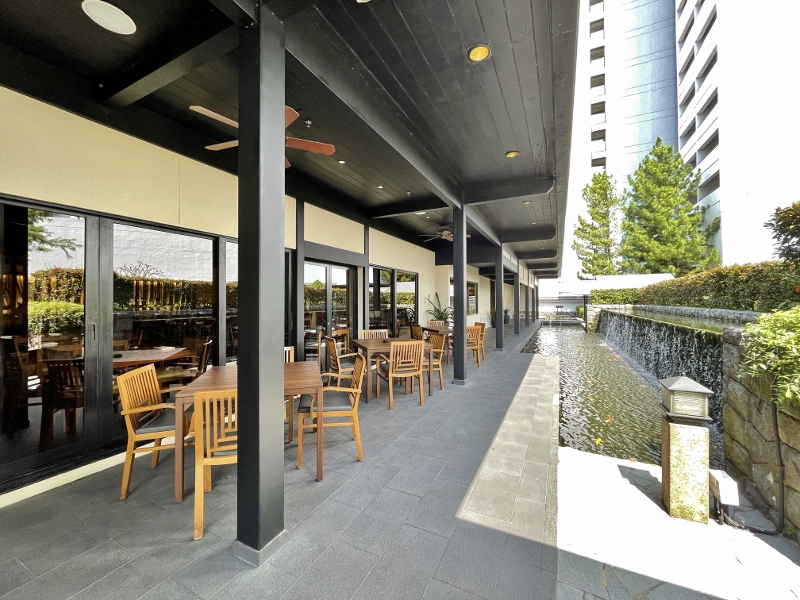 Outdoor seating area at Keyaki Japanese restaurant Pan Pacific Hotel